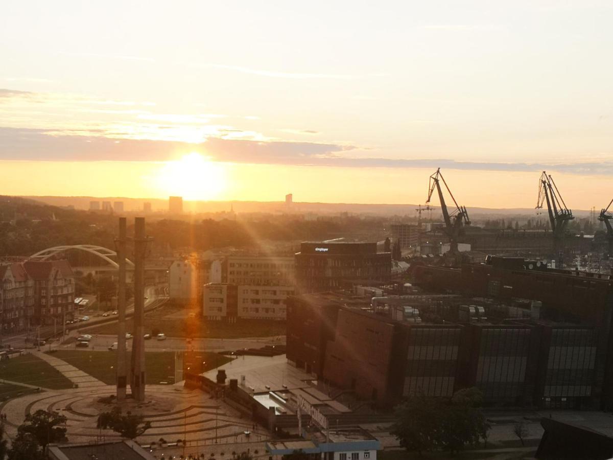 Walowa Tower Apartments Gdansk Exterior photo